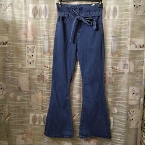 SHEIN High-Waisted Dark Wash Flared Bell Bottoms Jeans Size L 8/10 w/belt